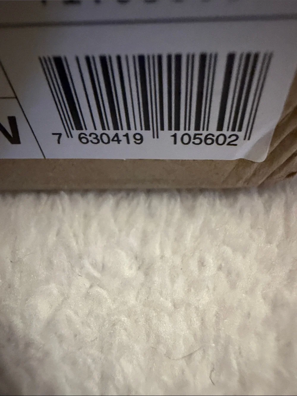 On Running Women’s Athletic Sneakers in Peach and White. NWOT